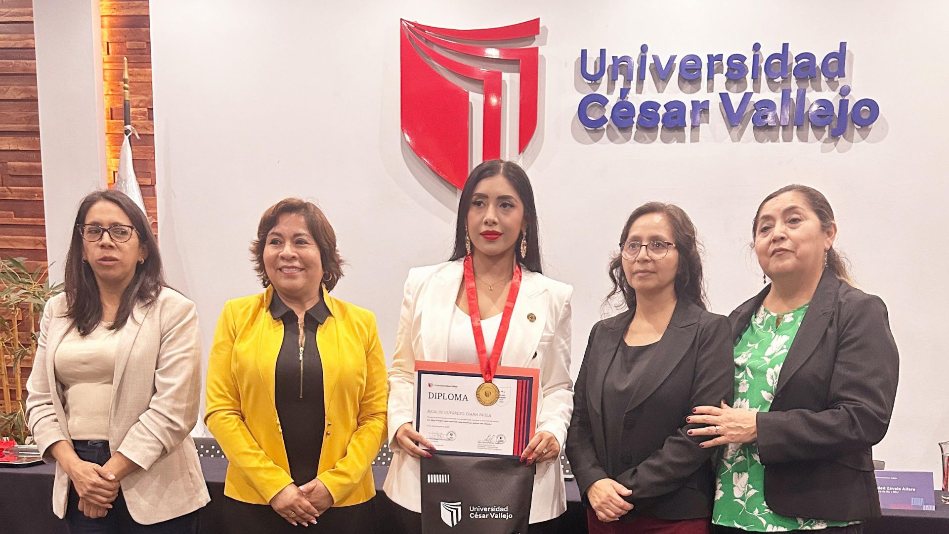 Diana Ricalde Guerrero: Una egresada de la UCV que inspira a nuevas generaciones de abogados