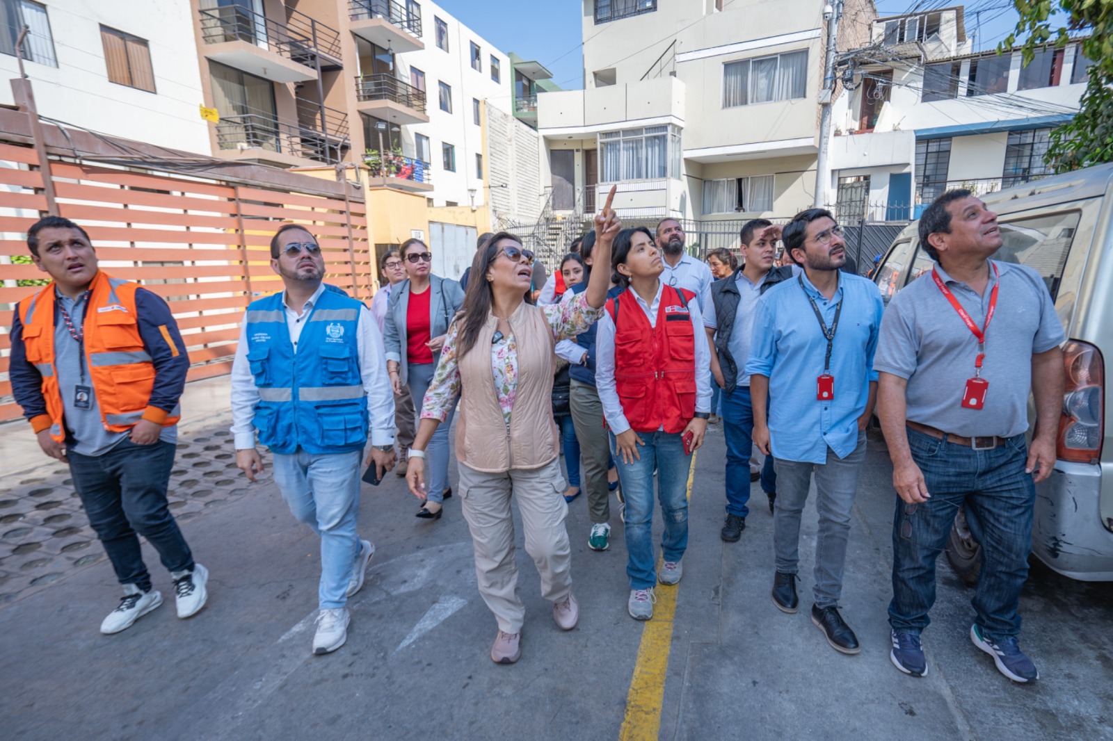 PUEBLO LIBRE: RETIRAN MÁS DE UNA TONELADA DE CABLES EN DESUSO DEL DISTRITO