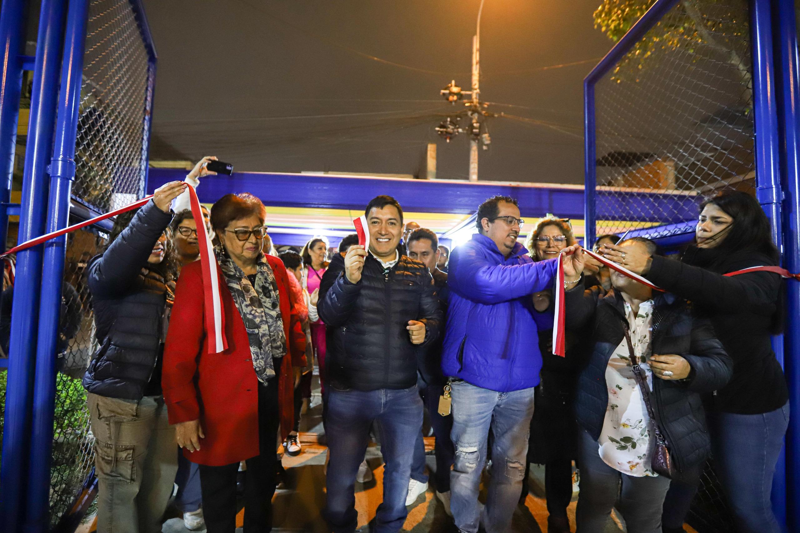 Municipalidad de Bellavista Entrega Renovada Losa Deportiva en el Parque Virgen de las Mercedes